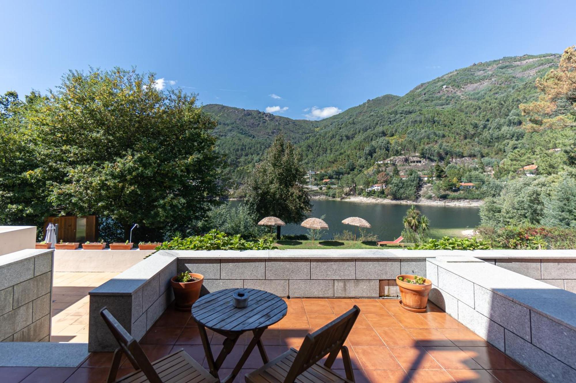 Selina Geres Hotel Terras de Bouro Værelse billede